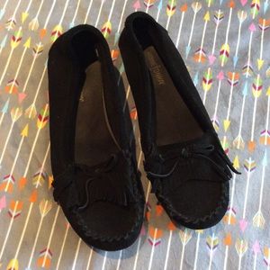 Minnetonka Leather Moccasins